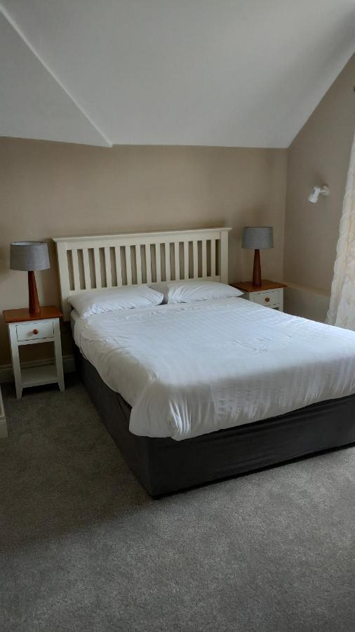 Lios Einne House Accommodation อินิเชียร์ ภายนอก รูปภาพ